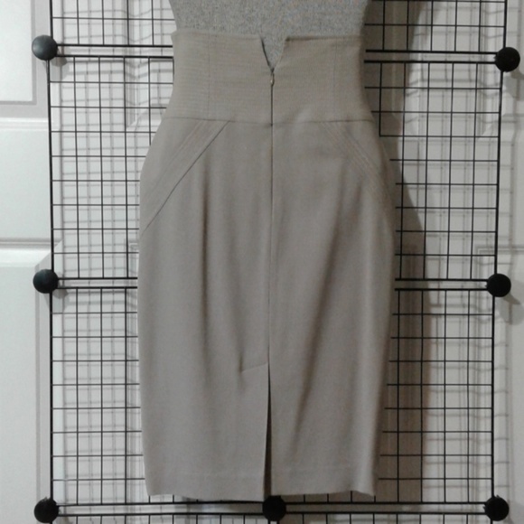Structural wool blend high waist skirt. NWT - Picture 4 of 7